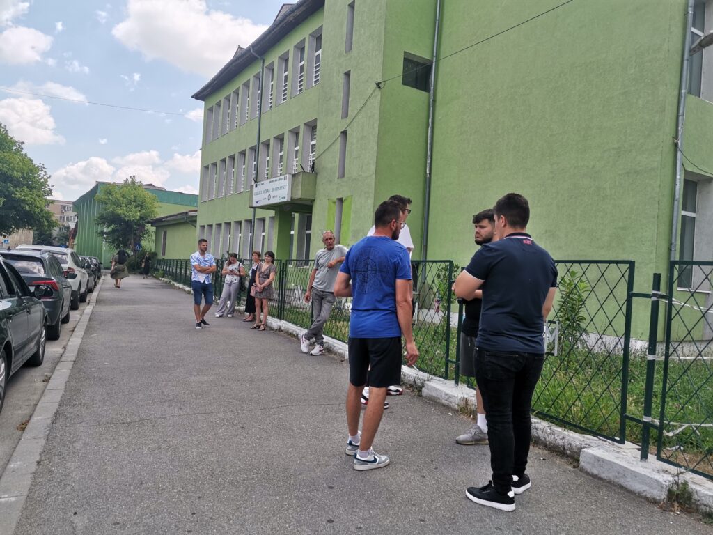 „Ne batem pe locuri care nu există”. Drama profesorilor care dau Titularizarea an de an doar ca să rămână suplinitori