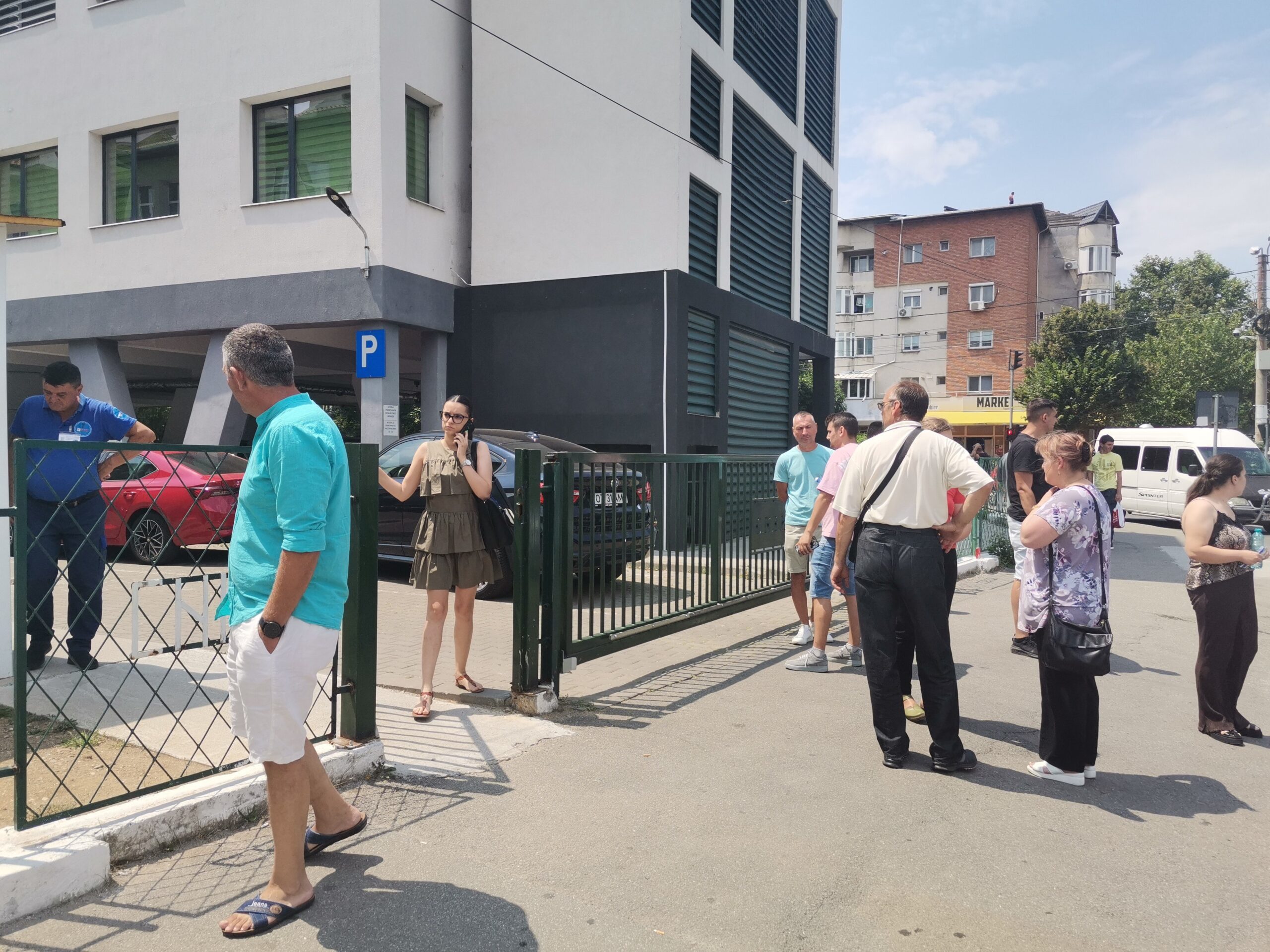 Titularizare 2026: peste 37.000 de candidați sunt așteptați să susțină marți proba scrisă pentru ocuparea posturilor din învățământ