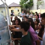 Marea ipocrizie de la Evaluarea Națională: de ce preferăm note umflate în locul unei testări reale