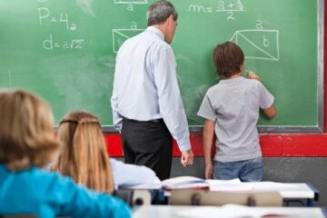 Noile reguli pentru Evaluarea Națională și admiterea la liceu, amânate. Cine va susține examenul după noul sistem