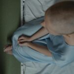 „Nu vă puneți, prin inacțiune, semnătura pe certificatele noastre de deces”. Pacienții cu cancer îl contrazic pe șeful CNAS