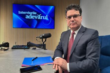 Rectorul SNSPA, Remus Pricopie, vine luni, de la ora 12.00, la „Interviurile Adevărul”