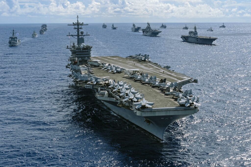 SUA mută un portavion spre Orientul Mijlociu după rapoarte privind sănătatea mintală a militarilor de pe USS Abraham Lincoln