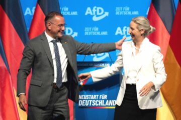 Doi lideri politici germani cer interzicerea unor filiale AfD. Partidul ar putea ajunge pentru prima dată la putere într-un land