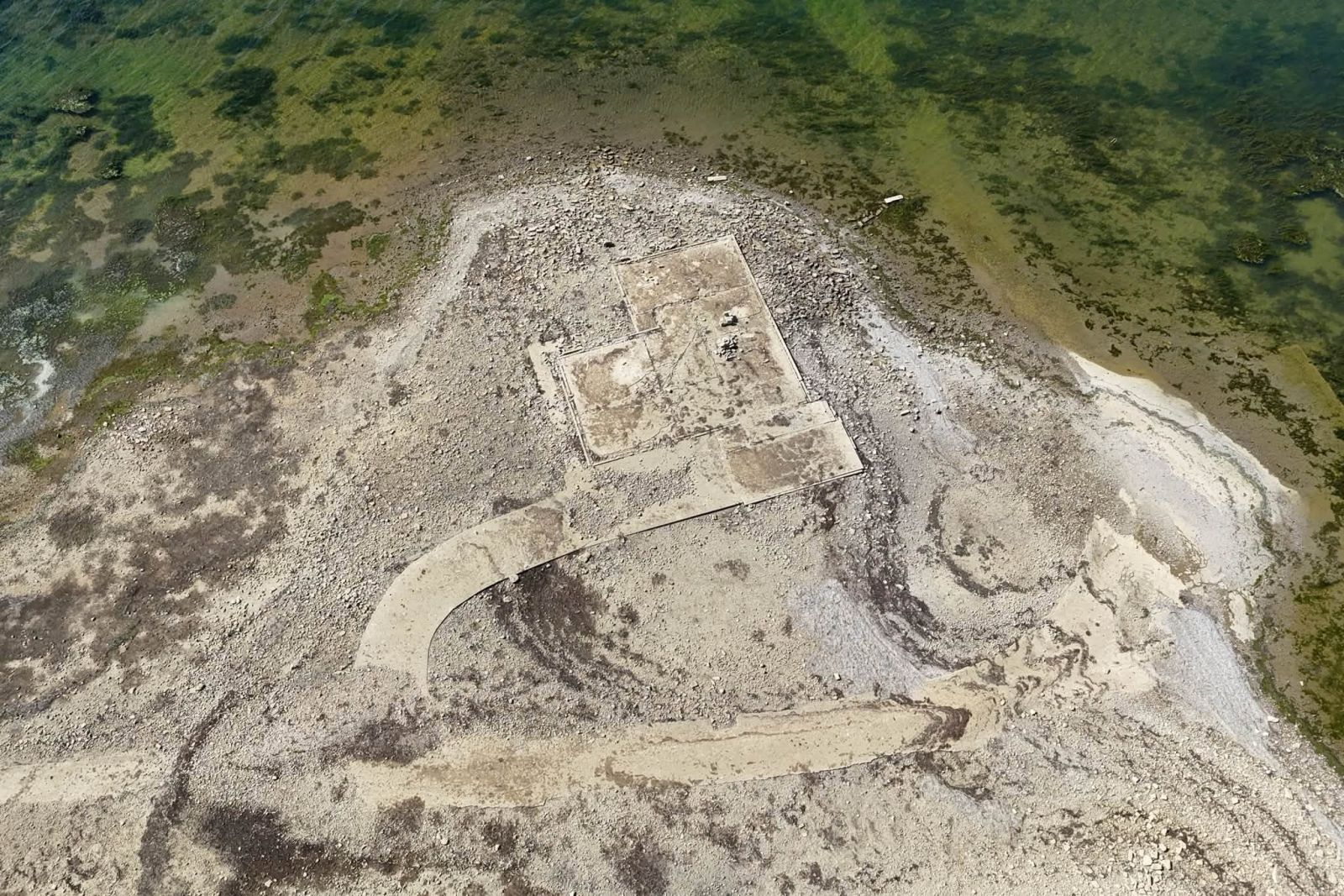 Seceta a dezvăluit ruinele unui sat dispărut