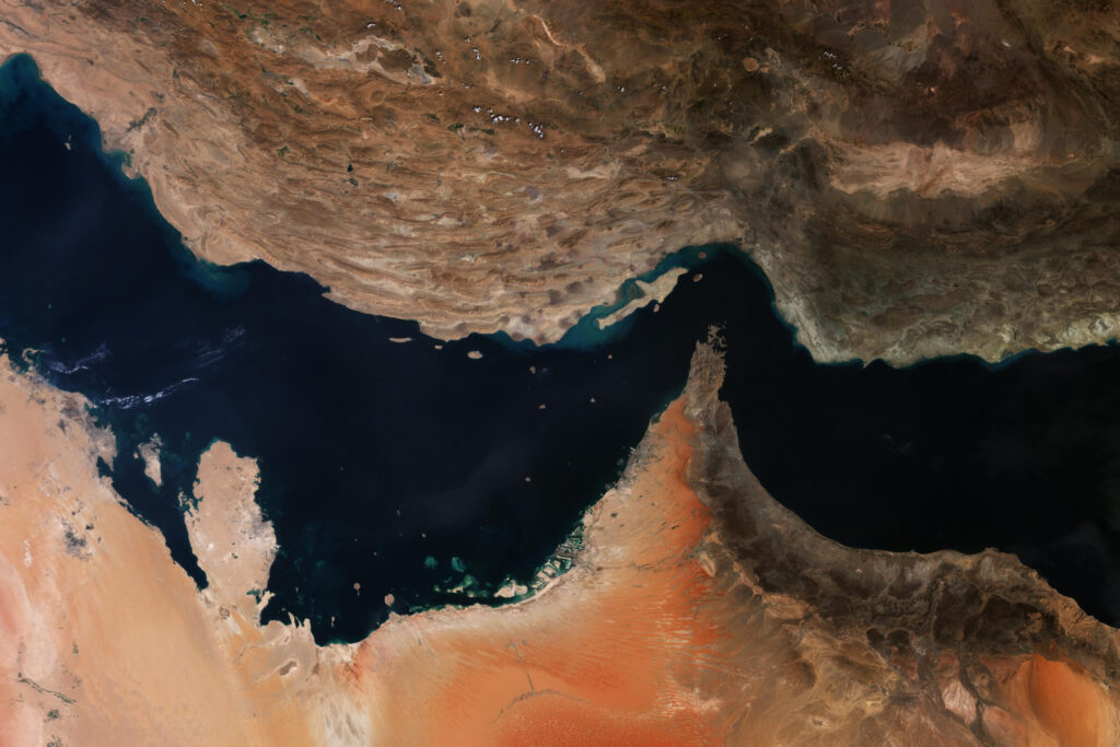 SUA lovesc lansatoare de rachete iraniene în strâmtoarea Ormuz