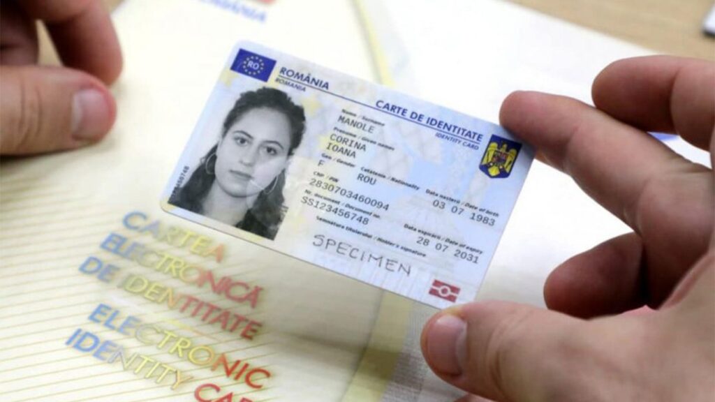 Haos cu noile cărți de identitate electronice. Ce să ai la tine când mergi la medic, cardul de sănătate sau buletinul?