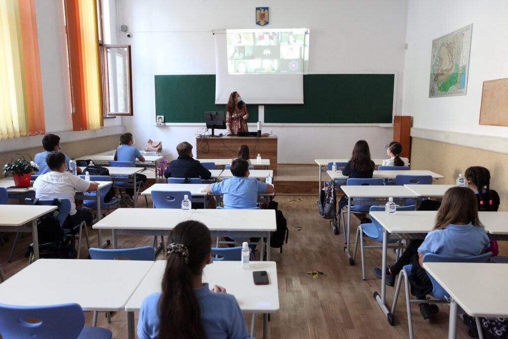 Când se scade nota la purtare din cauza absențelor. Regulamentul pentru anul școlar 2026-2027