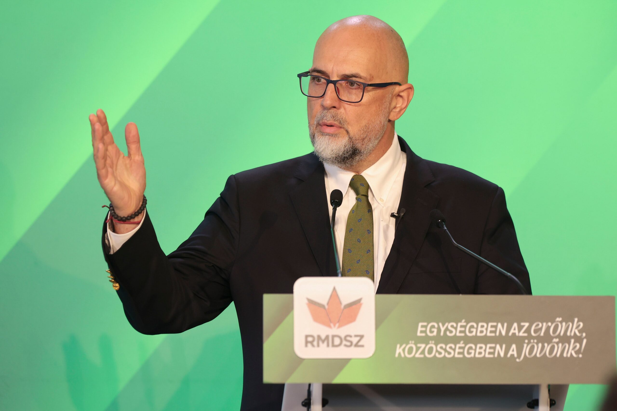 Kelemen Hunor neagă că s-ar fi autopropus pentru funcția de premier: „Băieți și fete, haideți, încercați și altceva!”