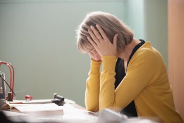 Decizia radicală a unei profesoare după mai bine de 20 de ani în învățământ: „Risc să pierd mult mai mult decât un loc de muncă”