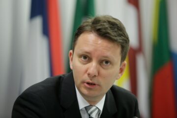 Siegfried Mureșan: „Să nu confundăm oprirea risipei cu austeritatea”. Ce spune premierul desemnat despre banii publici