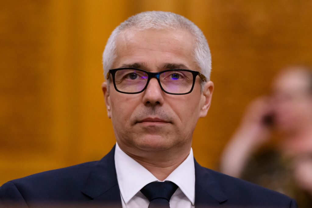 Radu Marinescu îl atacă pe Fritz după evenimentul de la Timișoara: „Nu au murit eroii ca să dea detergent înălbitor conflictului de interese”