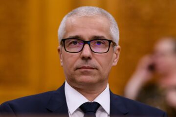 Radu Marinescu îl atacă pe Fritz după evenimentul de la Timișoara: „Nu au murit eroii ca să dea detergent înălbitor conflictului de interese”