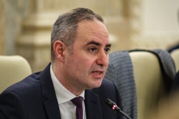 Alexandru Nazare a vorbit la audieri de o creștere „prudentă” a pensiilor. „De la 1 ianuarie”