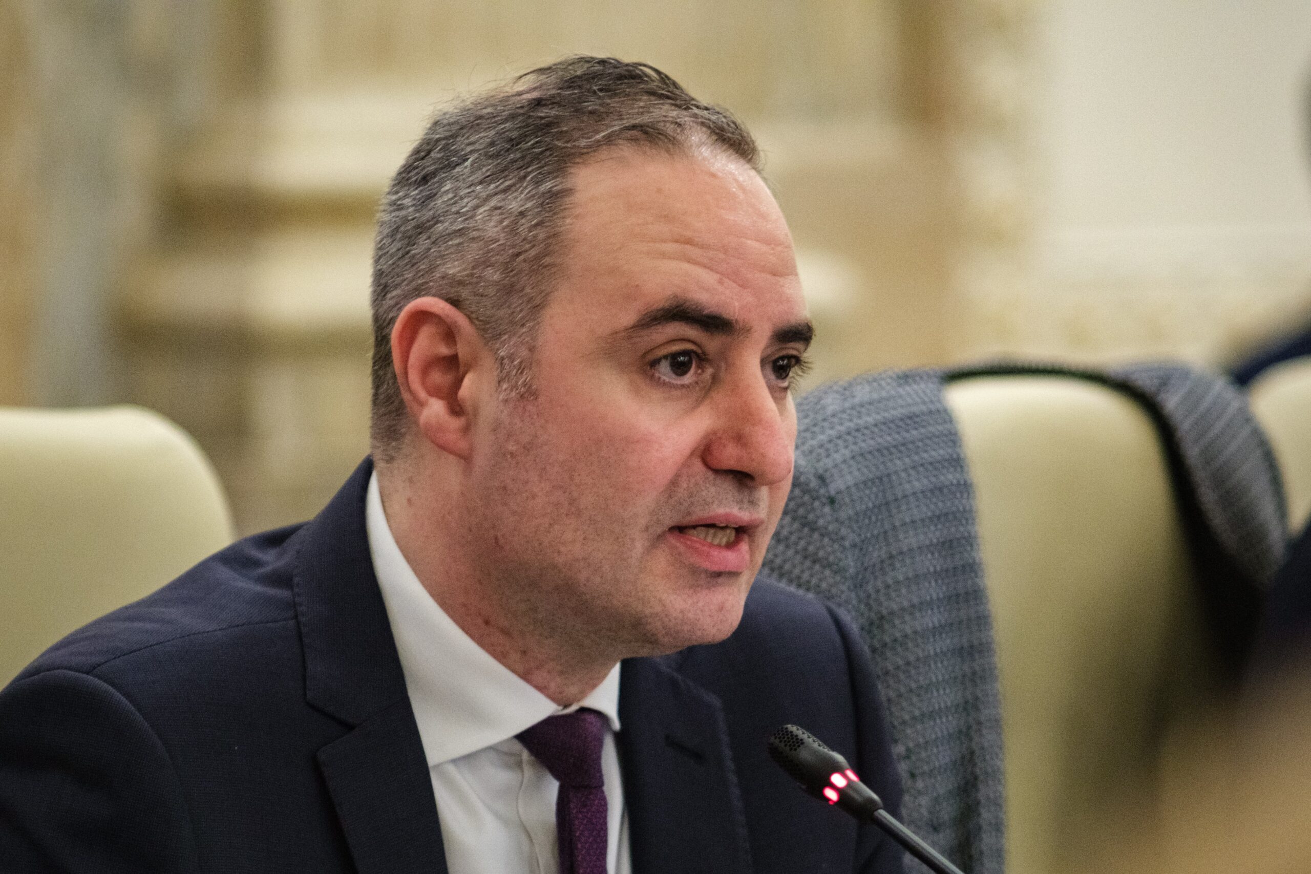 Alexandru Nazare a vorbit la audieri de o creștere „prudentă” a pensiilor. „De la 1 ianuarie”