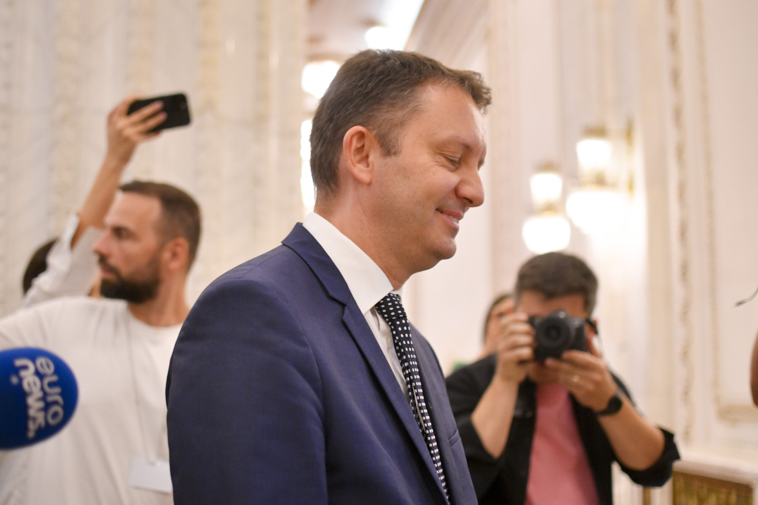 Încep audierile pentru Guvernul Mureșan: Calendarul complet al procesului de învestitură