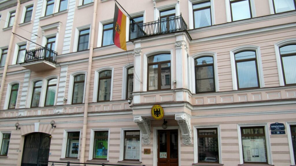 Germania își închide ultimul consulat general din Rusia, după o jumătate de secol. Diplomații trebuie să plece astăzi