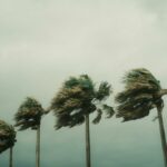 Fenomen meteorologic rar în Pacific. Din cauza El Niño, trei uragane apar în același timp și amenință țărmurile americane