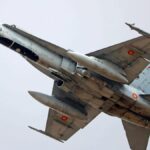 două avioane F-18 au fost ridicate de la sol după apariția unei drone