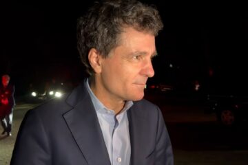 Nicușor Dan, oprire la Suceava înainte de vizita în Ucraina. Președintele a mers la Mănăstirea Dragomirna
