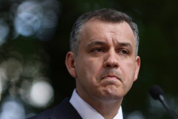 Eugen Tomac consideră alegerile anticipate un cadou făcut lui Putin. „Este de evitat în momentul de faţă”