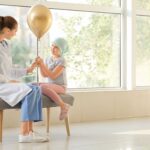 Copiii internați pe termen lung vor putea face școală chiar din spital. UMF „Carol Davila” lansează un proiect pentru aceștia