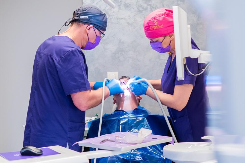 Profilaxia dentară la Clinica Dr. Șerban în București: mai mult decât un zâmbet curat, un pas spre prevenție