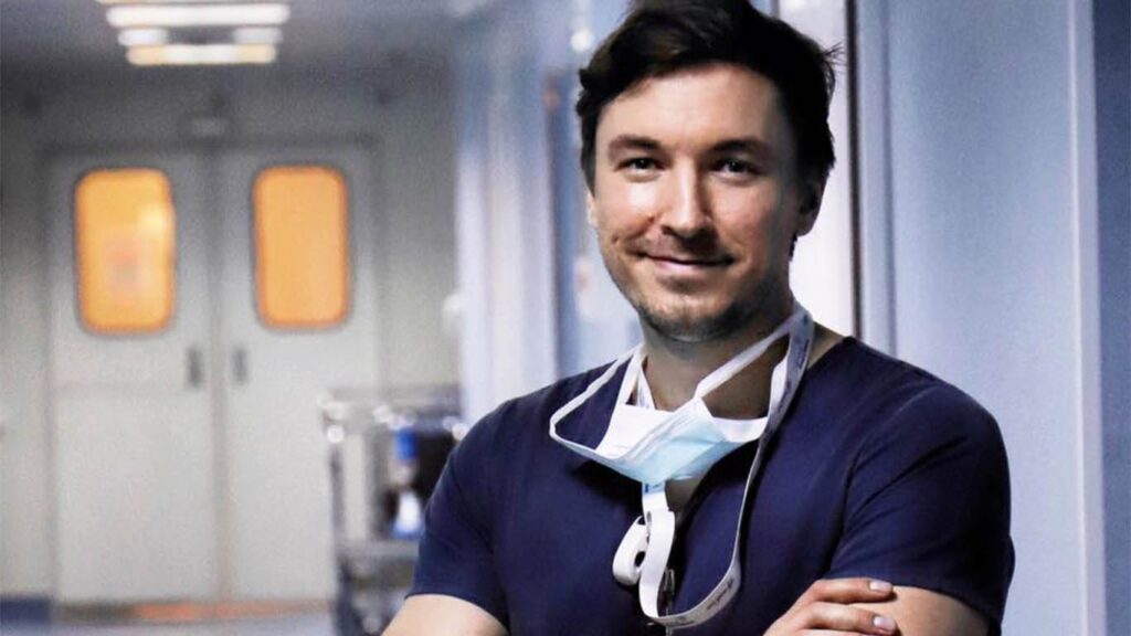 Vracii și suplimentele vor intra sub legalitate. Medic: „Dacă oamenii oricum o fac, e mai bine să existe reguli”