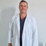 „Dar ce sunt eu, o bucată de carton?”. Indignarea unui pacient de 60 de ani când a aflat cum i-a închis chirurgul rana
