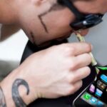 Sănătatea mintală în era digitală. Cum ne schimbă tehnologia felul de a gândi