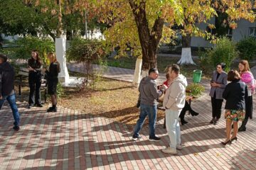 „Mult prea simplu!” Aproape toți candidații la șefia școlilor au trecut proba scrisă. Ce subiecte au primit