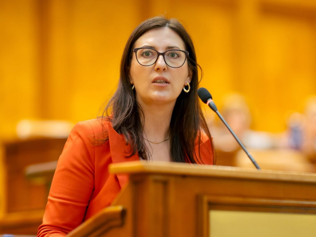 O deputată USR îl critică pe Tudorel Toader după arestarea preventivă a fiului său. „Le spune public victimelor că au fost manipulate”