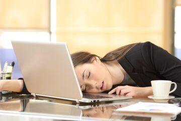 Deficitul de fier, o problemă care poate rămâne nedepistată ani la rând. Ce simptome nu trebuie ignorate