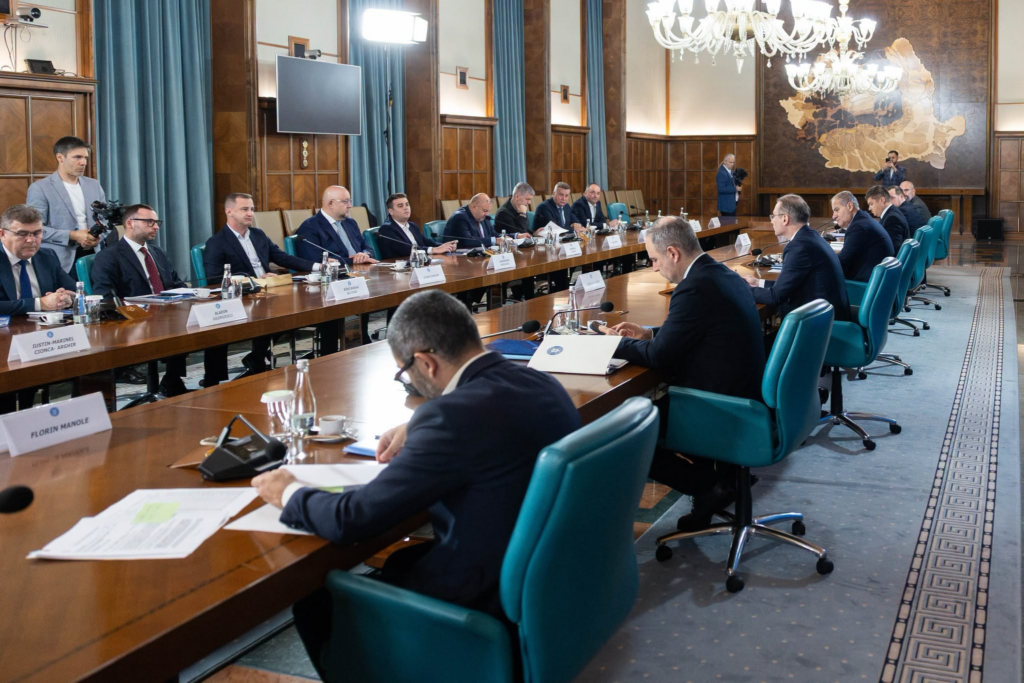 Guvernul a dat undă verde controversatei mese de protocol pentru 1.000 de persoane, pe care Bolojan a refuzat să o adopte. Recepția, legată de candidatura României la UIT