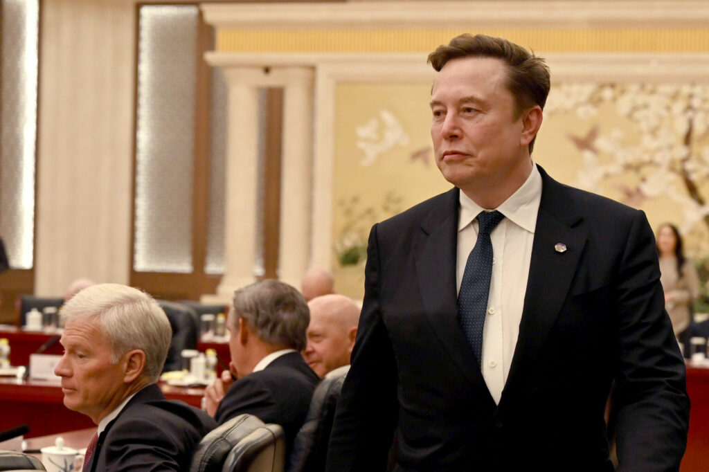 Elon Musk ajunge la o înțelegere după acuzațiile că ar fi indus în eroare alegătorii americani