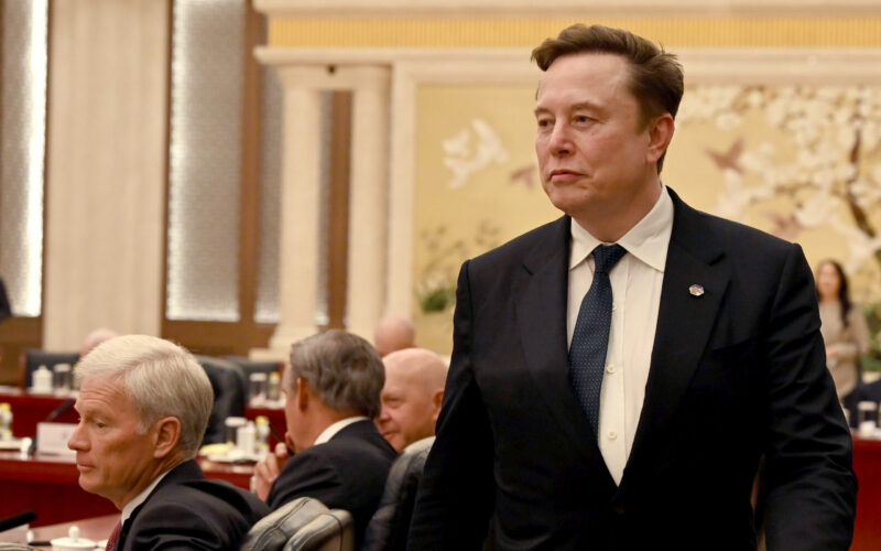 Elon Musk ajunge la o înțelegere după acuzațiile că ar fi indus în eroare alegătorii americani
