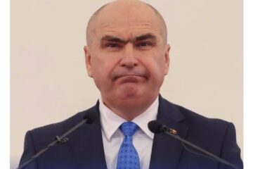 Bolojan critică miniștrii PSD, dar uită că aceiași oameni au făcut parte din propriul Guvern