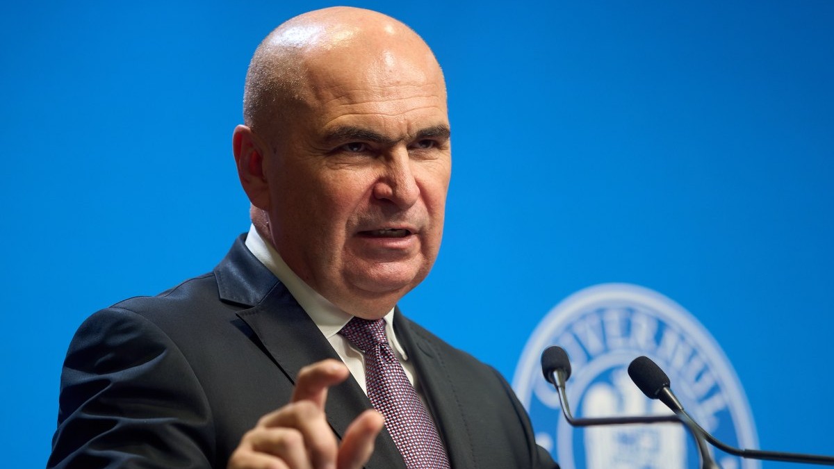 „Cu golanii e greu să faci treabă”