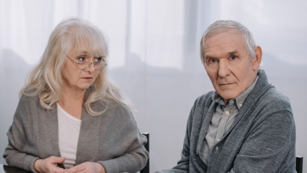 Cu cât scade pensia anticipată a românilor, pentru fiecare lună nelucrată